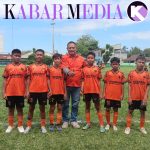 Violet Modern Simple Letter Z Fashion Logo Design