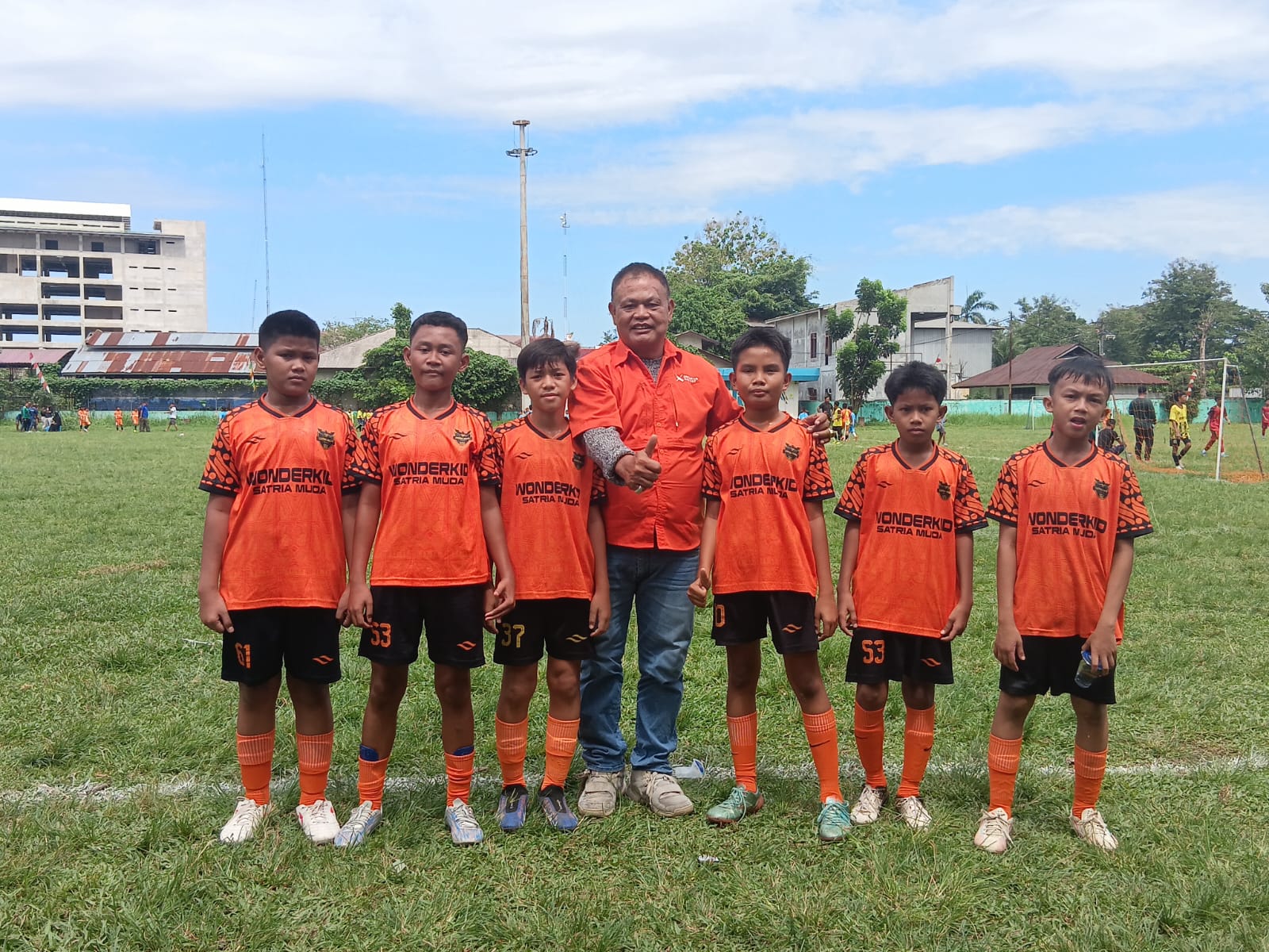 Ketua DPW Gerkan Rakyat bersama peserta Turnamen