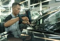 Ini Dia Tanda-Tanda Kaca FIlm Mobil Harus Diganti Apa Saja Tanda-Tanda Mobil Perlu Diservice